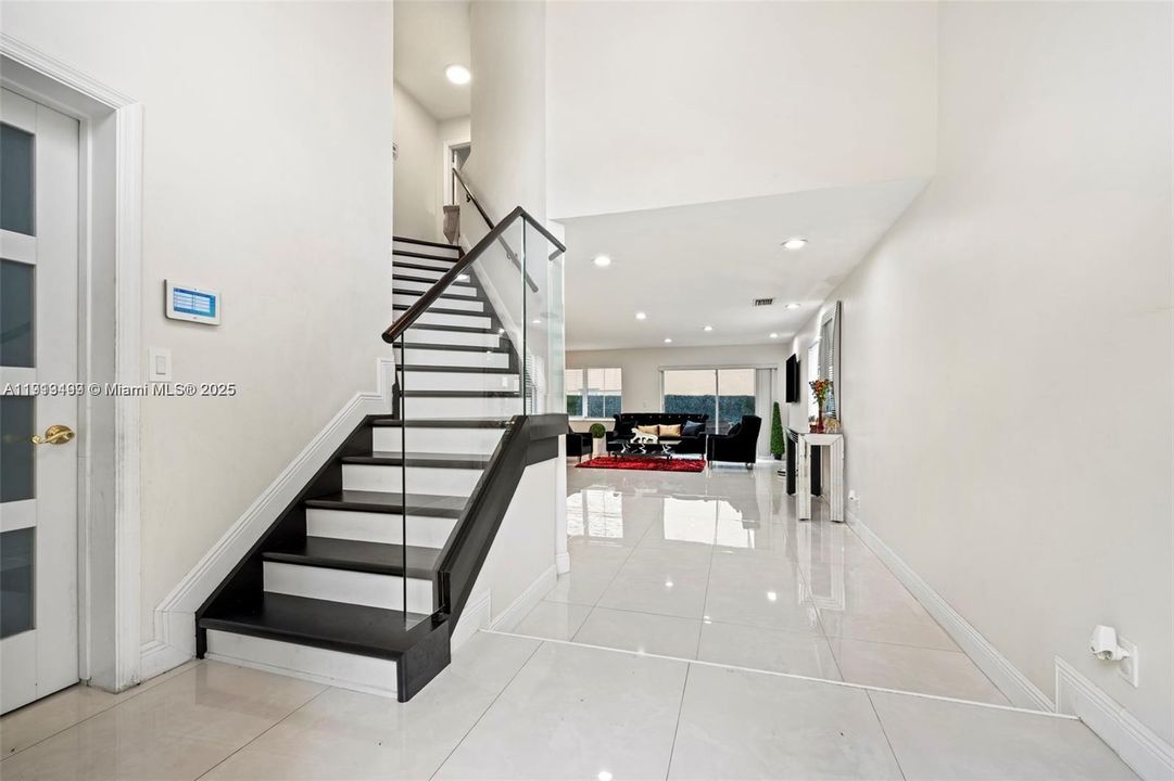 Active With Contract: $599,000 (4 beds, 2 baths, 1941 Square Feet)