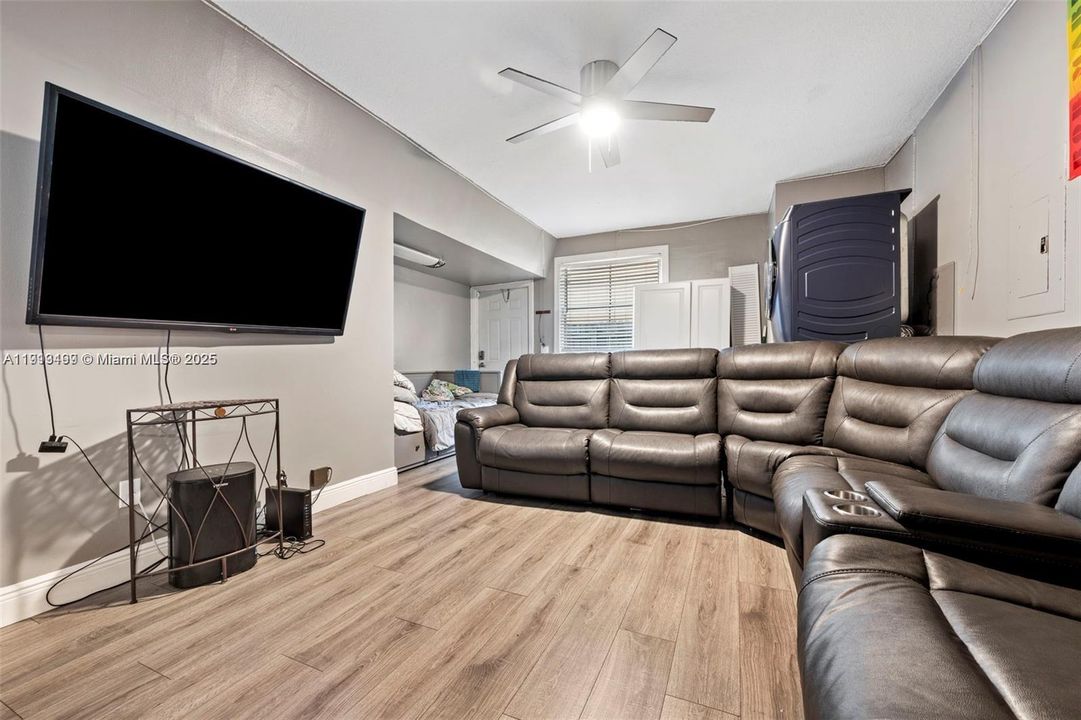 Active With Contract: $599,000 (4 beds, 2 baths, 1941 Square Feet)