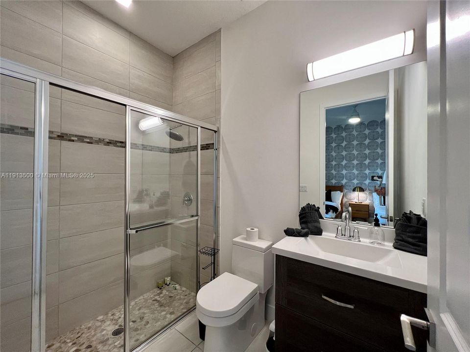 For Sale: $2,590,000 (8 beds, 4 baths, 4426 Square Feet)