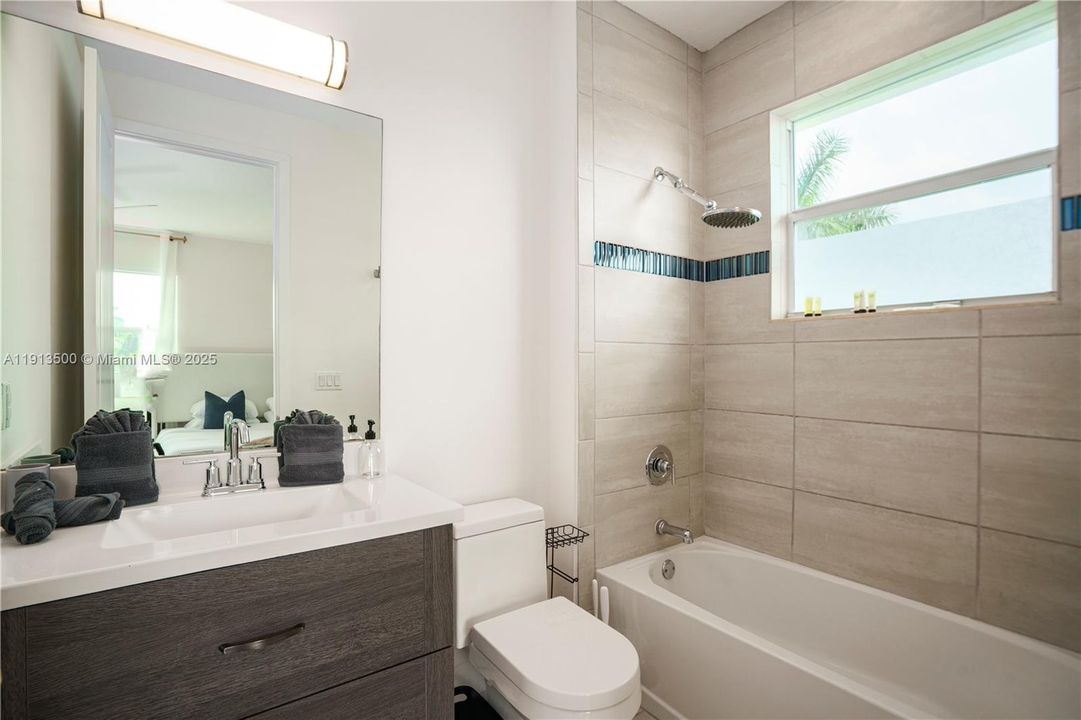 For Sale: $2,590,000 (8 beds, 4 baths, 4426 Square Feet)