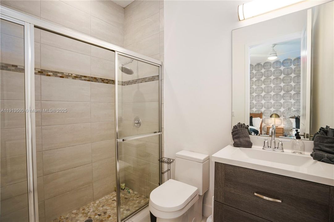 For Sale: $2,590,000 (8 beds, 4 baths, 4426 Square Feet)