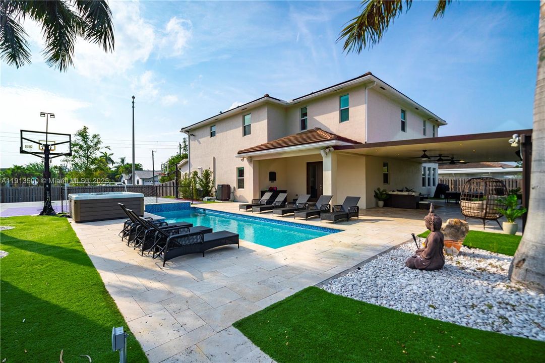 For Sale: $2,590,000 (8 beds, 4 baths, 4426 Square Feet)