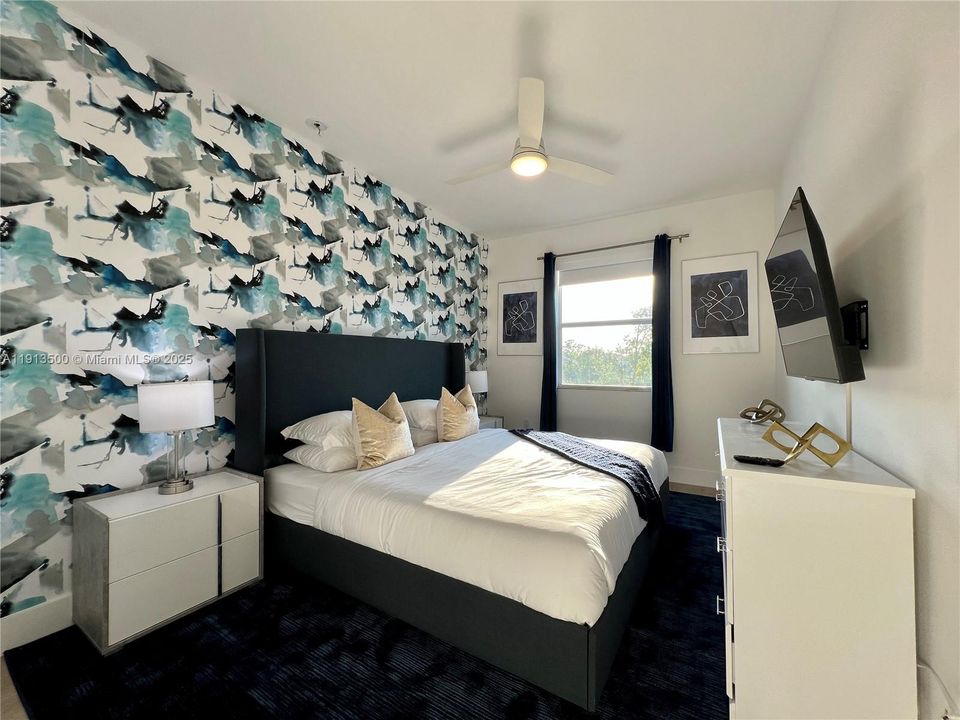 For Sale: $2,590,000 (8 beds, 4 baths, 4426 Square Feet)