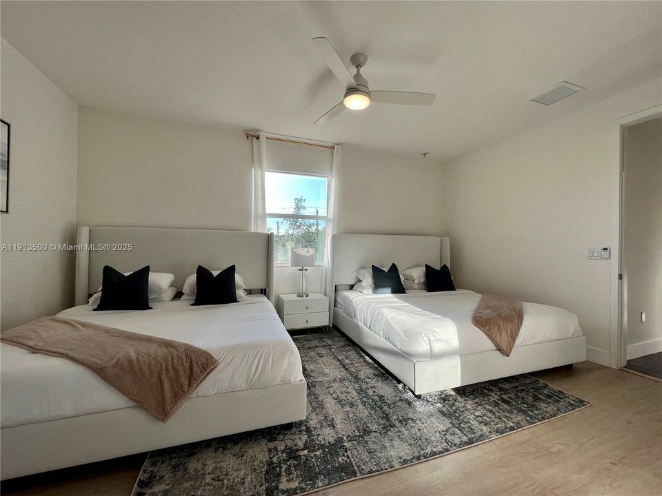 For Sale: $2,590,000 (8 beds, 4 baths, 4426 Square Feet)