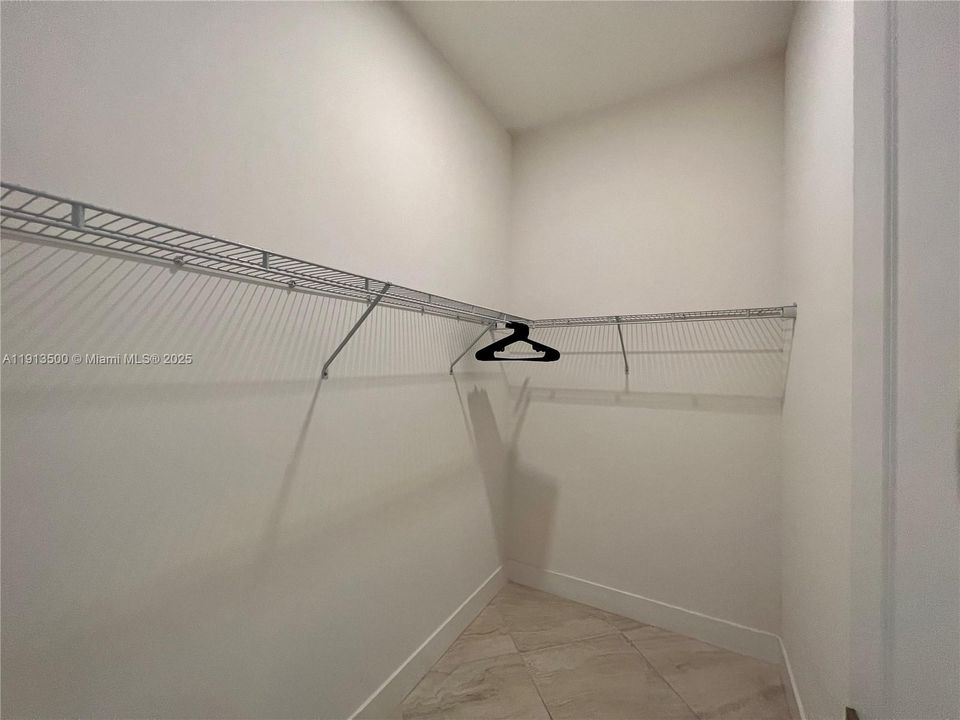 For Sale: $2,590,000 (8 beds, 4 baths, 4426 Square Feet)