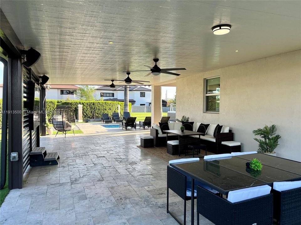 For Sale: $2,590,000 (8 beds, 4 baths, 4426 Square Feet)