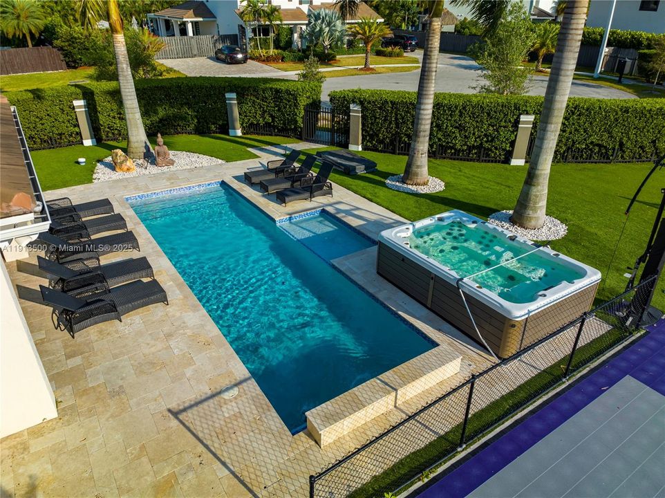 For Sale: $2,590,000 (8 beds, 4 baths, 4426 Square Feet)