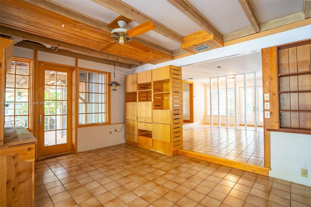 For Sale: $1,399,990 (3 beds, 2 baths, 2284 Square Feet)