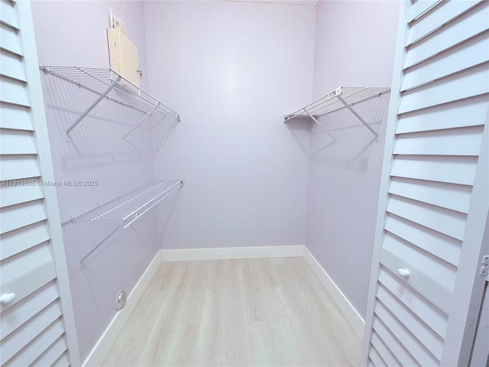 Master Closet His/Her