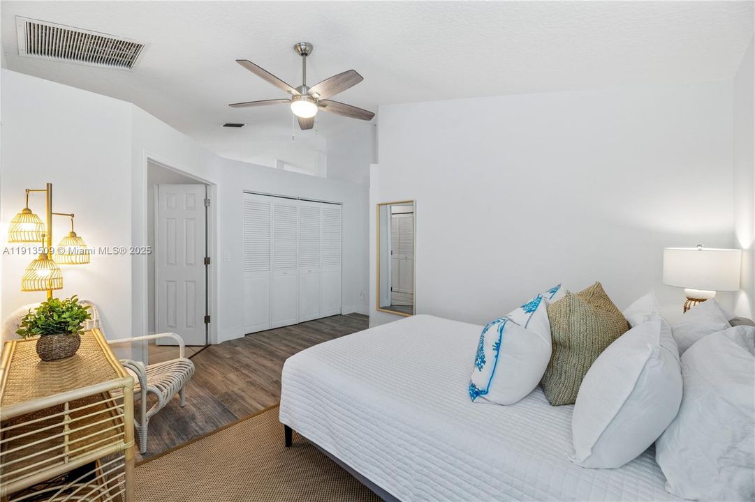 For Rent: $12,500 (3 beds, 2 baths, 1665 Square Feet)