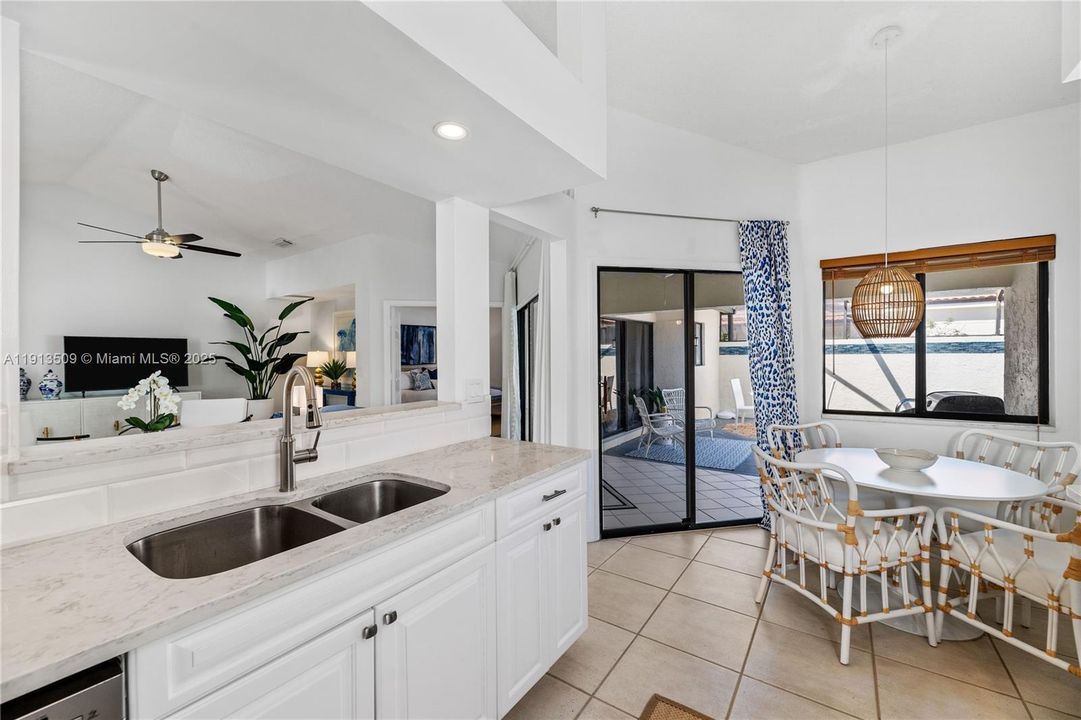 For Rent: $12,500 (3 beds, 2 baths, 1665 Square Feet)