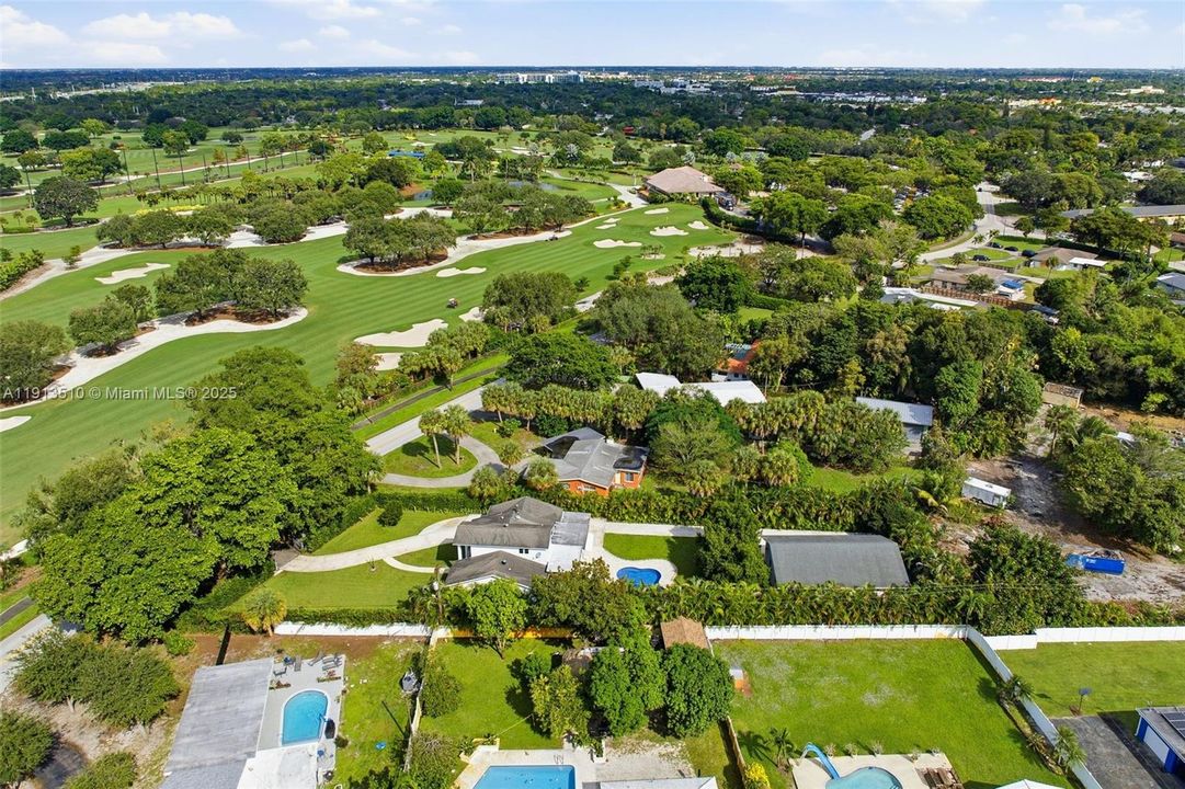 For Sale: $975,000 (3 beds, 2 baths, 2064 Square Feet)