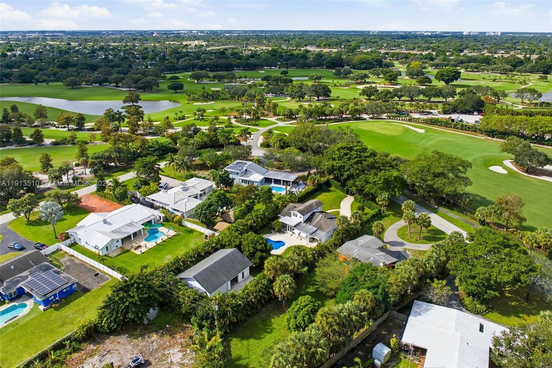 For Sale: $975,000 (3 beds, 2 baths, 2064 Square Feet)