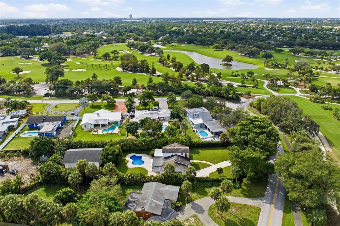 For Sale: $975,000 (3 beds, 2 baths, 2064 Square Feet)