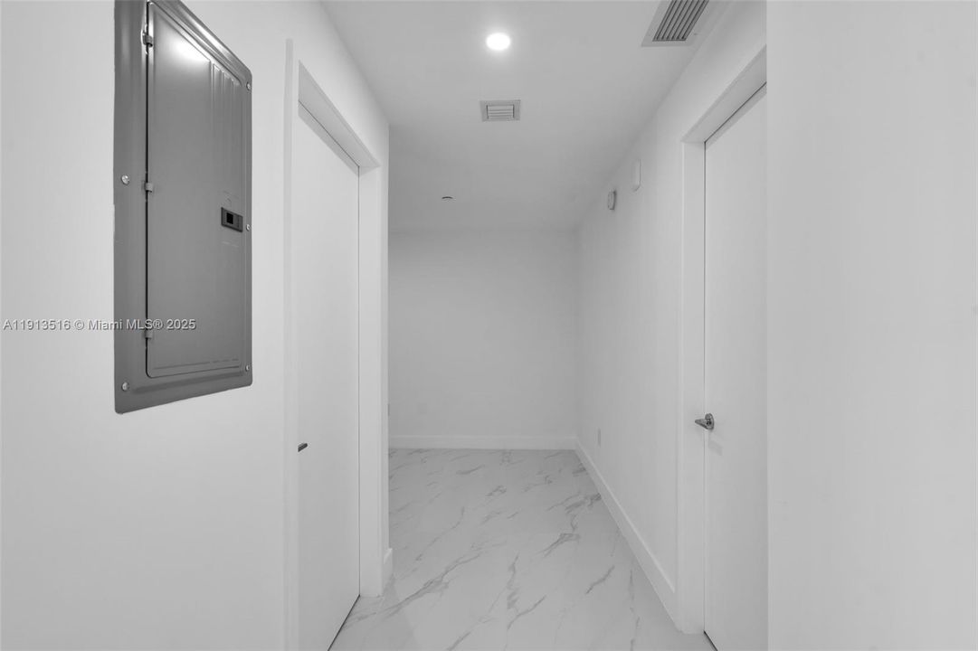 Недавно арендовано: $8,500 (2 спален, 3 ванн, 1542 Квадратных фут)