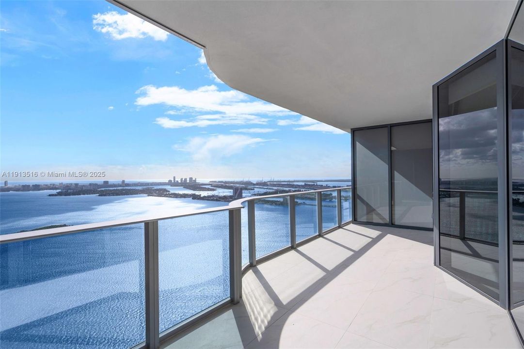 Недавно арендовано: $8,500 (2 спален, 3 ванн, 1542 Квадратных фут)