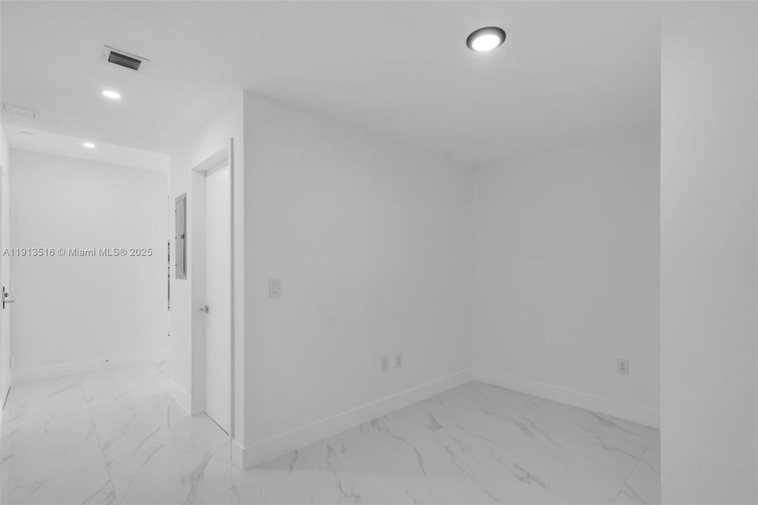 Недавно арендовано: $8,500 (2 спален, 3 ванн, 1542 Квадратных фут)