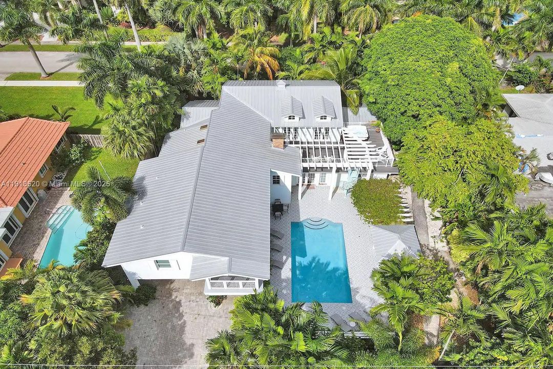 En Venta: $2,600,000 (8 camas, 5 baños, 5097 Pies cuadrados)