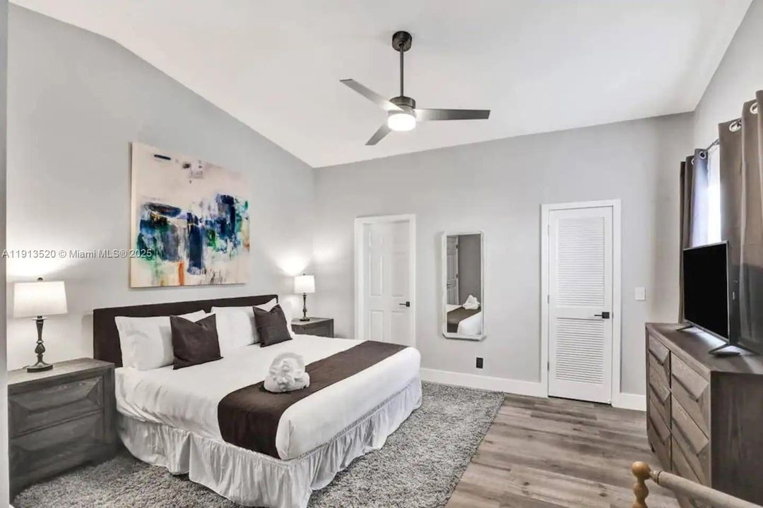 En Venta: $2,600,000 (8 camas, 5 baños, 5097 Pies cuadrados)