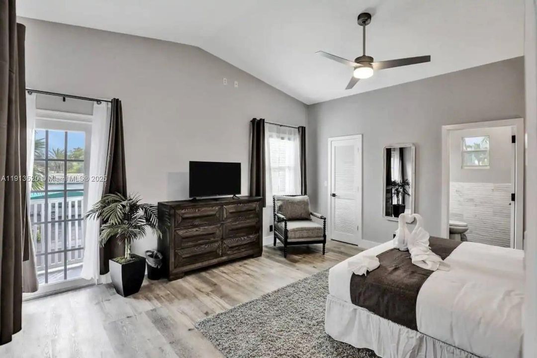 En Venta: $2,600,000 (8 camas, 5 baños, 5097 Pies cuadrados)