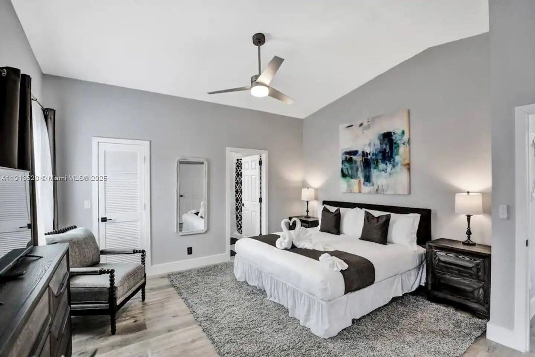 En Venta: $2,600,000 (8 camas, 5 baños, 5097 Pies cuadrados)