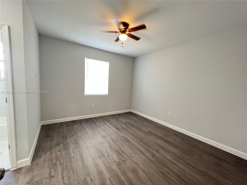 Recently Rented: $2,000 (2 beds, 2 baths, 1244 Square Feet)