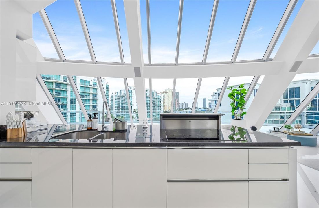 For Sale: $3,500,000 (5 beds, 5 baths, 4684 Square Feet)