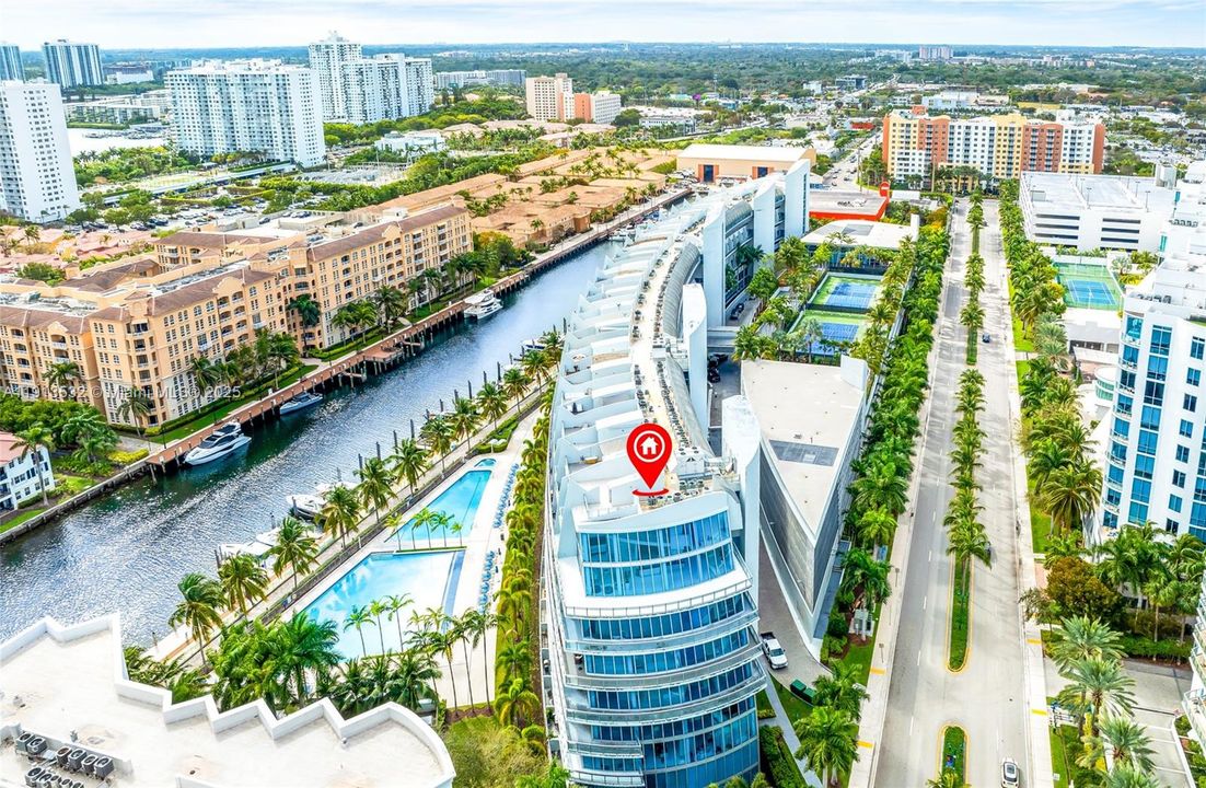 For Sale: $3,500,000 (5 beds, 5 baths, 4684 Square Feet)
