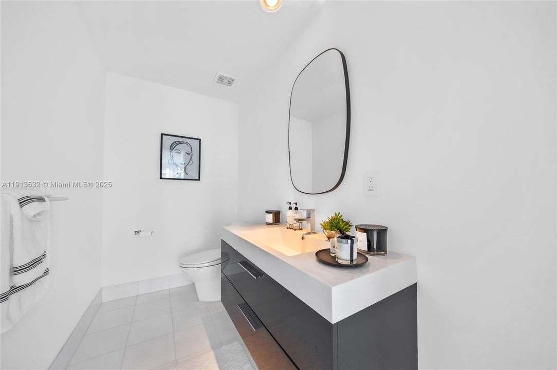 For Sale: $3,500,000 (5 beds, 5 baths, 4684 Square Feet)