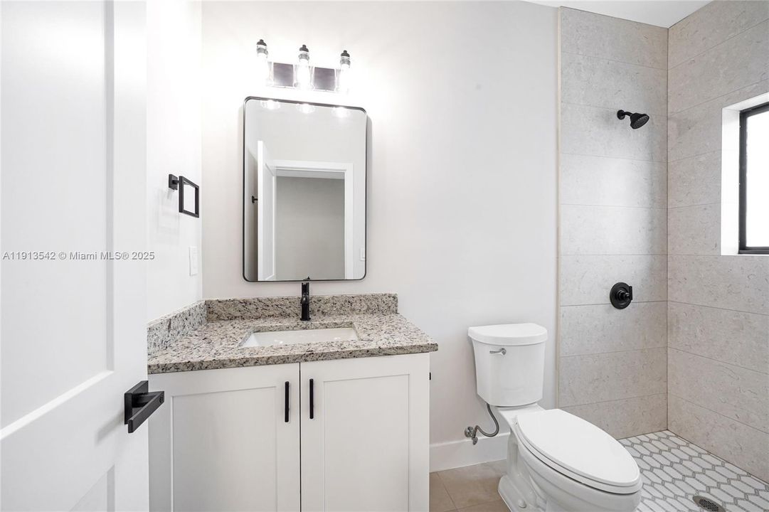 В аренду: $3,800 (3 спален, 2 ванн, 1401 Квадратных фут)