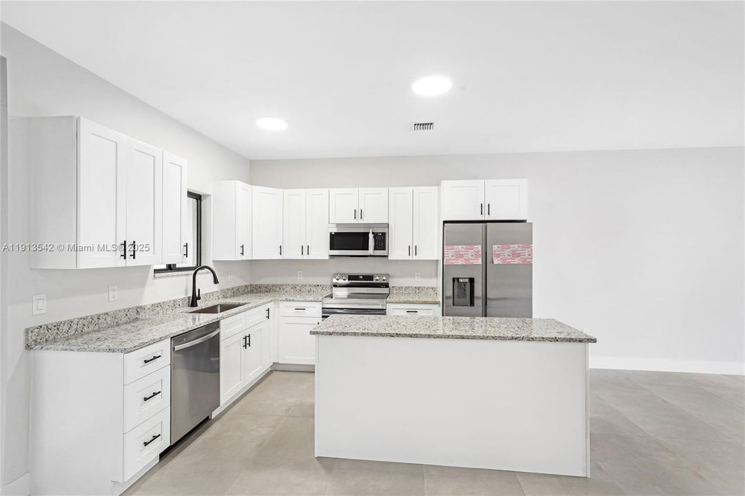 В аренду: $3,800 (3 спален, 2 ванн, 1401 Квадратных фут)