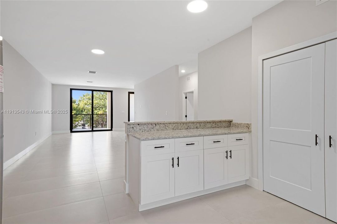 For Rent: $3,800 (3 beds, 2 baths, 1512 Square Feet)