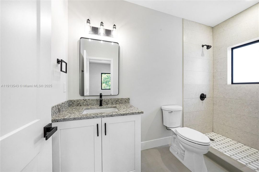 For Rent: $3,800 (3 beds, 2 baths, 1512 Square Feet)