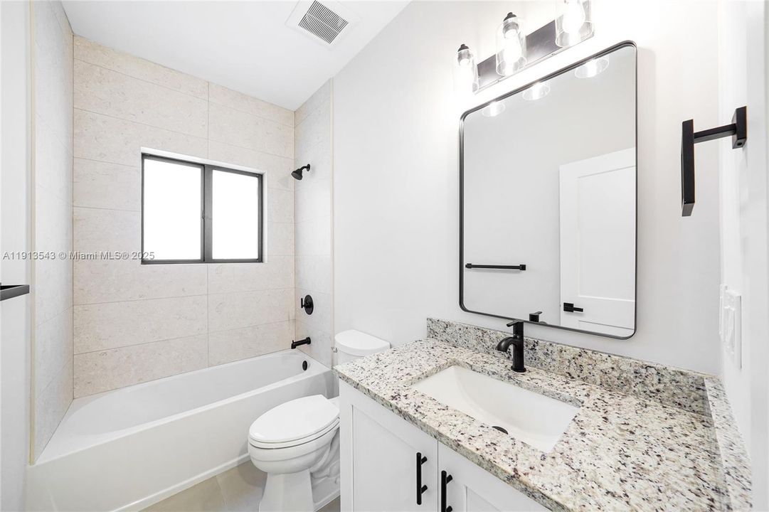 For Rent: $3,800 (3 beds, 2 baths, 1512 Square Feet)