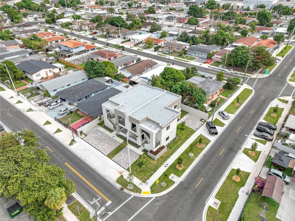 For Rent: $3,800 (3 beds, 2 baths, 1512 Square Feet)