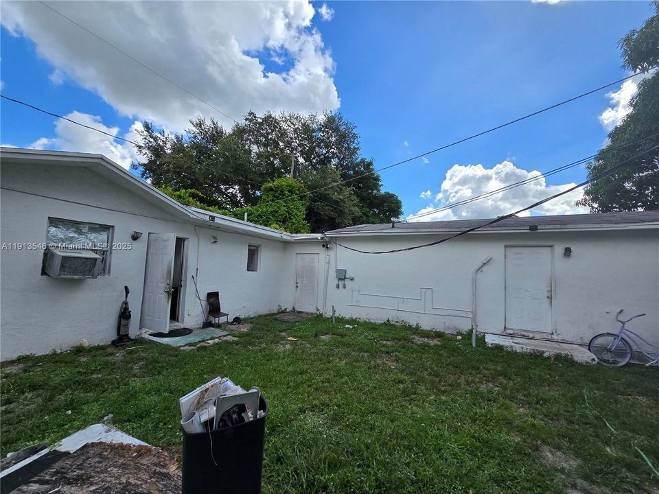 For Sale: $299,000 (0 beds, 0 baths, 2171 Square Feet)