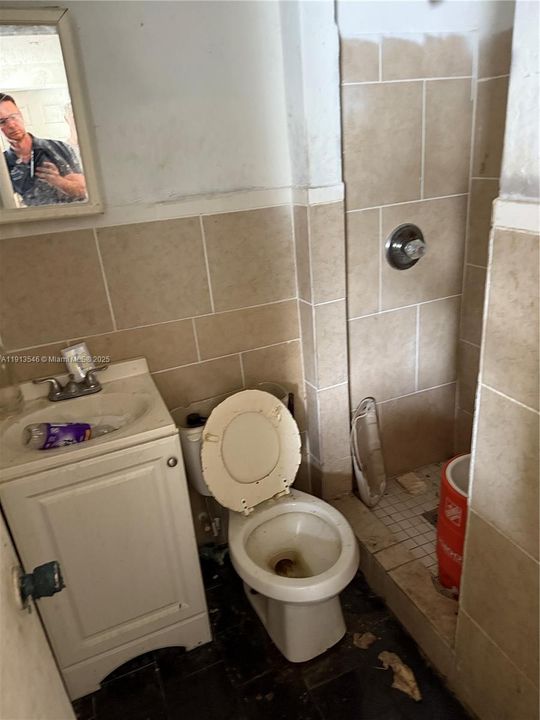 For Sale: $299,000 (0 beds, 0 baths, 2171 Square Feet)