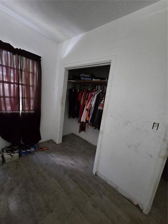 For Sale: $299,000 (0 beds, 0 baths, 2171 Square Feet)