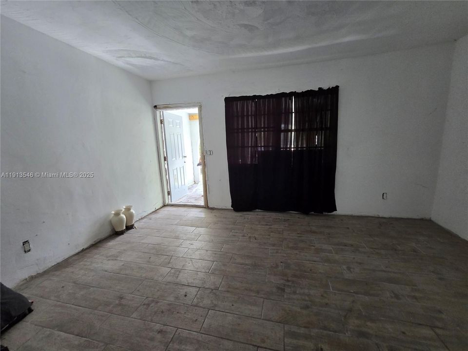 For Sale: $299,000 (0 beds, 0 baths, 2171 Square Feet)