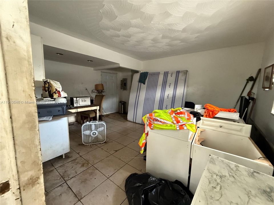 For Sale: $299,000 (0 beds, 0 baths, 2171 Square Feet)