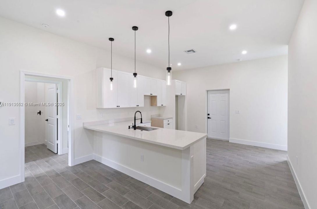 For Rent: $2,795 (4 beds, 3 baths, 0 Square Feet)