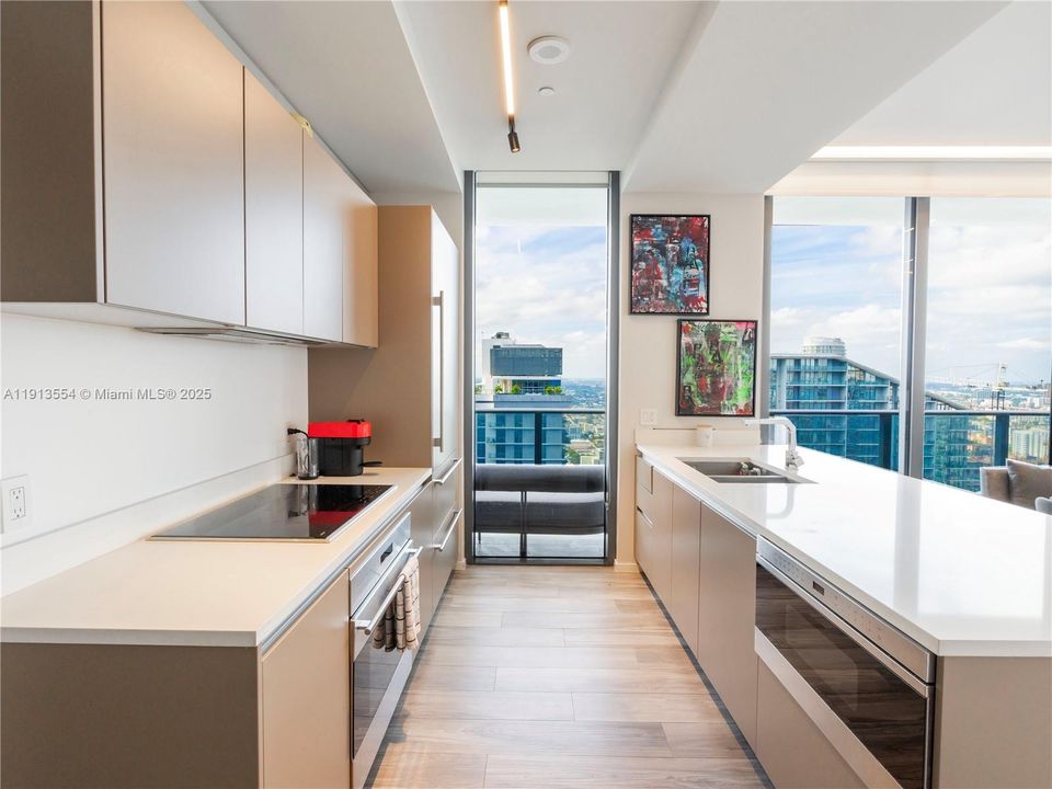 For Rent: $9,950 (3 beds, 3 baths, 1450 Square Feet)