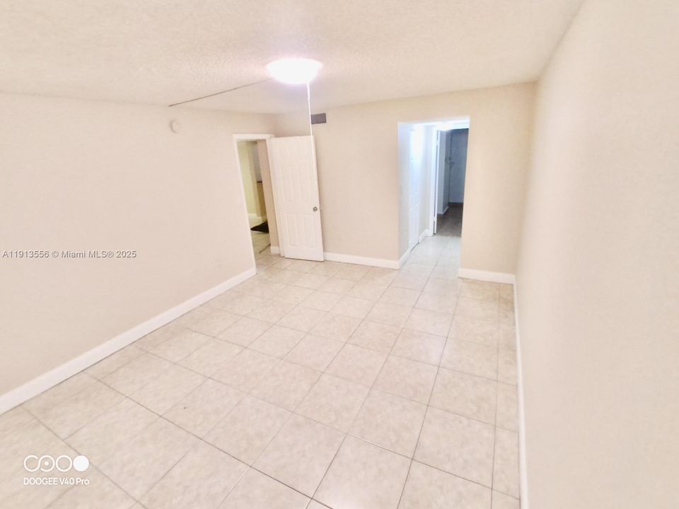 For Rent: $1,850 (2 beds, 2 baths, 1252 Square Feet)