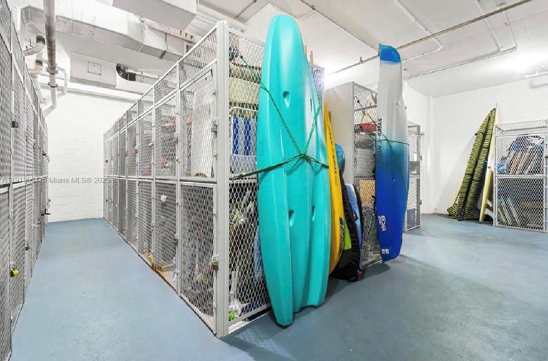 В аренду: $3,300 (2 спален, 2 ванн, 1307 Квадратных фут)