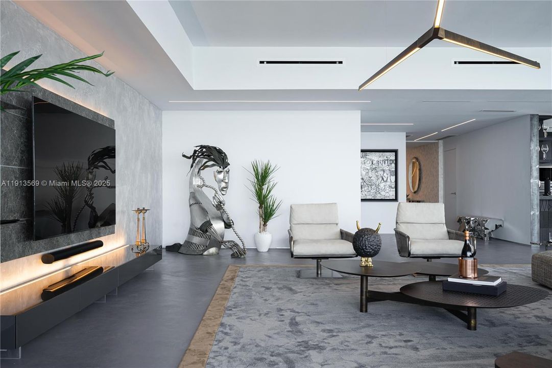 For Sale: $3,950,000 (3 beds, 3 baths, 3313 Square Feet)