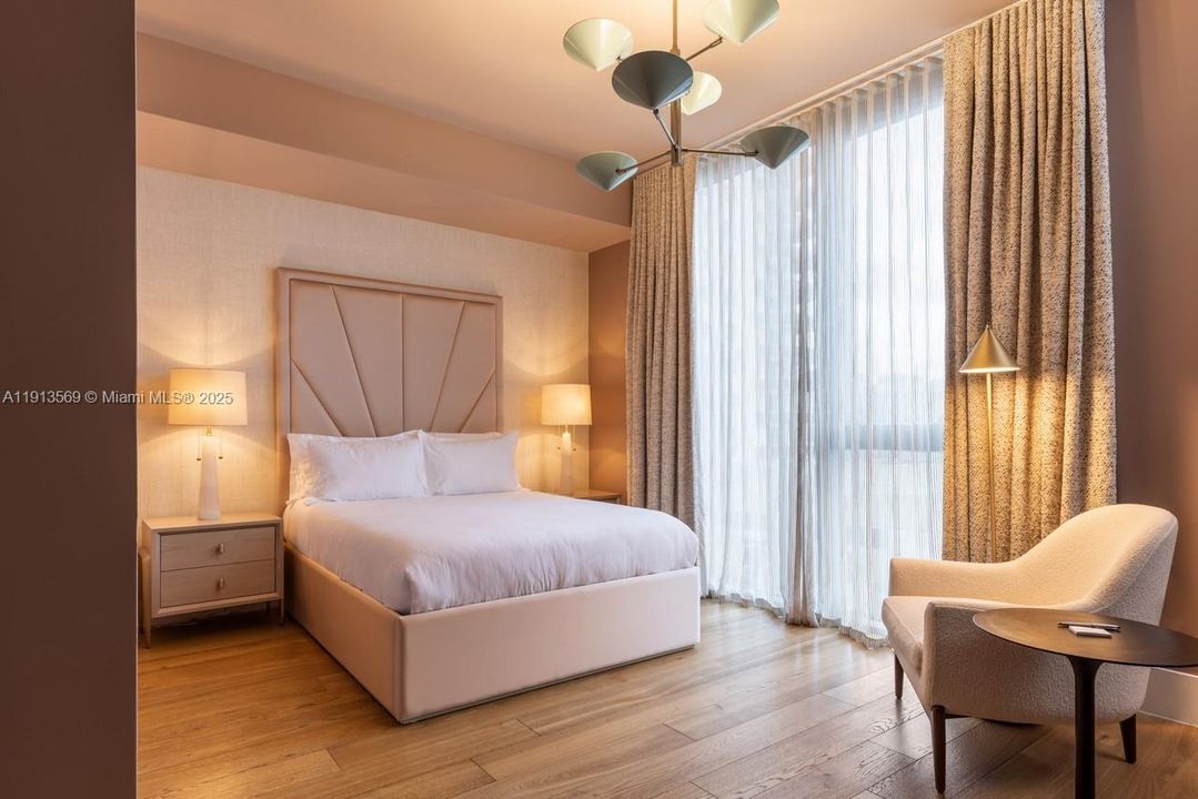 For Sale: $3,950,000 (3 beds, 3 baths, 3313 Square Feet)