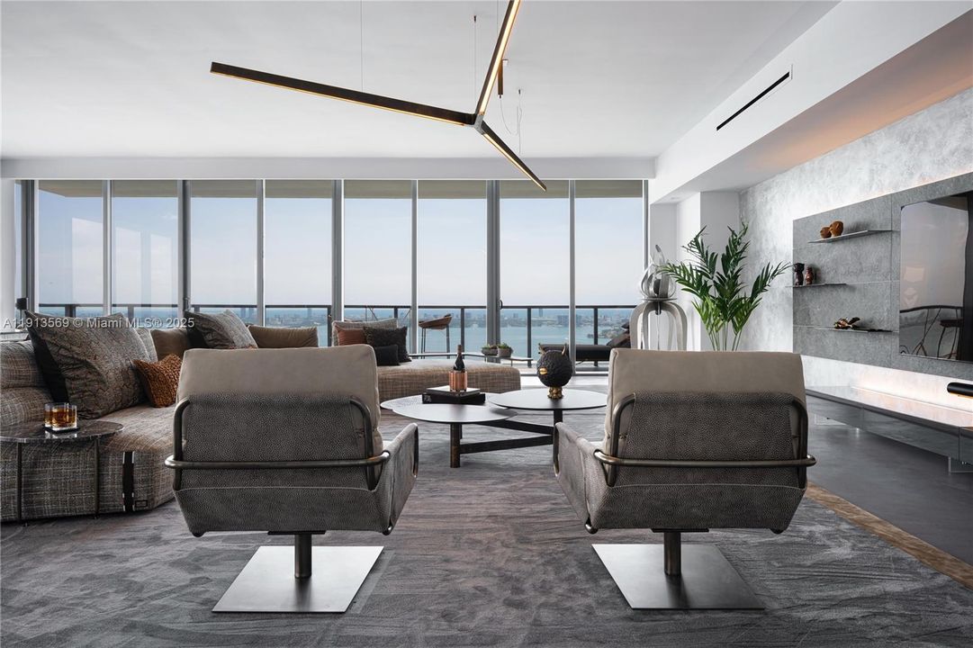 For Sale: $3,950,000 (3 beds, 3 baths, 3313 Square Feet)