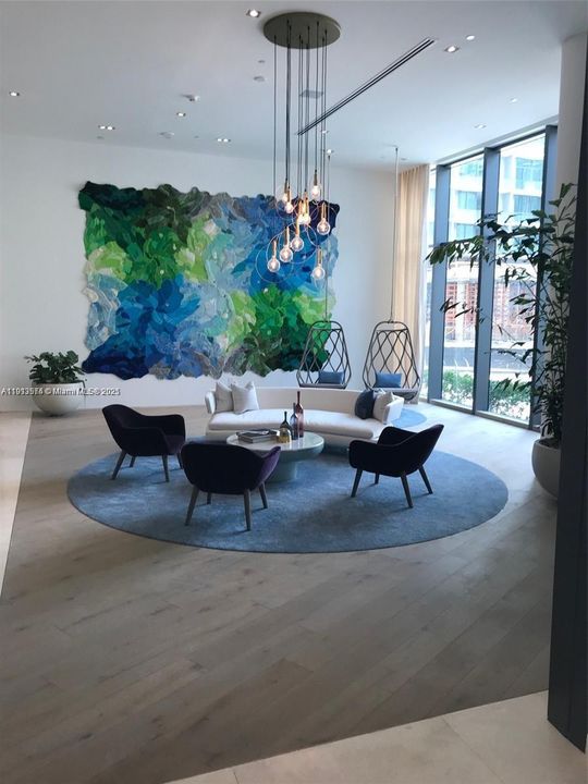 For Rent: $4,450 (1 beds, 1 baths, 706 Square Feet)