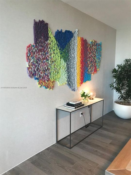 For Rent: $4,450 (1 beds, 1 baths, 706 Square Feet)