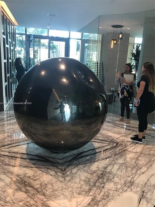 For Rent: $4,450 (1 beds, 1 baths, 706 Square Feet)